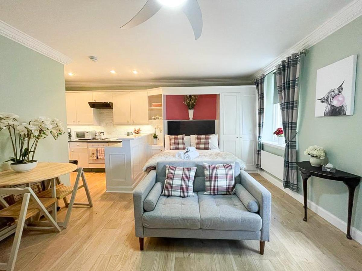 Snug Studio On The Grassmarket, 5Mins From Castle 에든버러 외부 사진