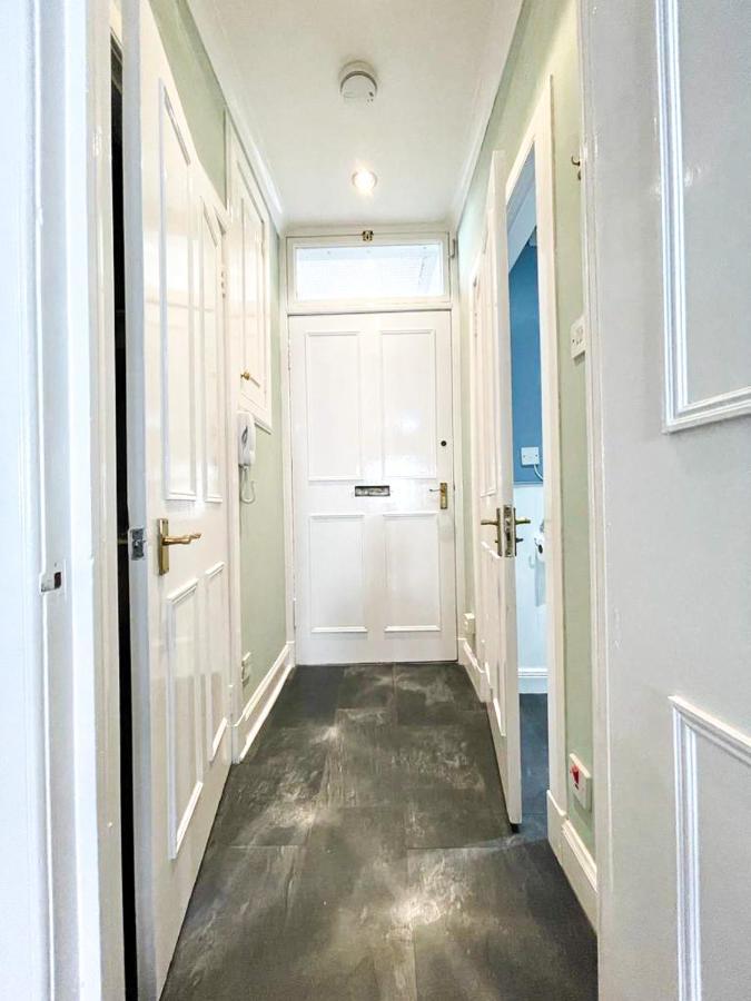 Snug Studio On The Grassmarket, 5Mins From Castle 에든버러 외부 사진